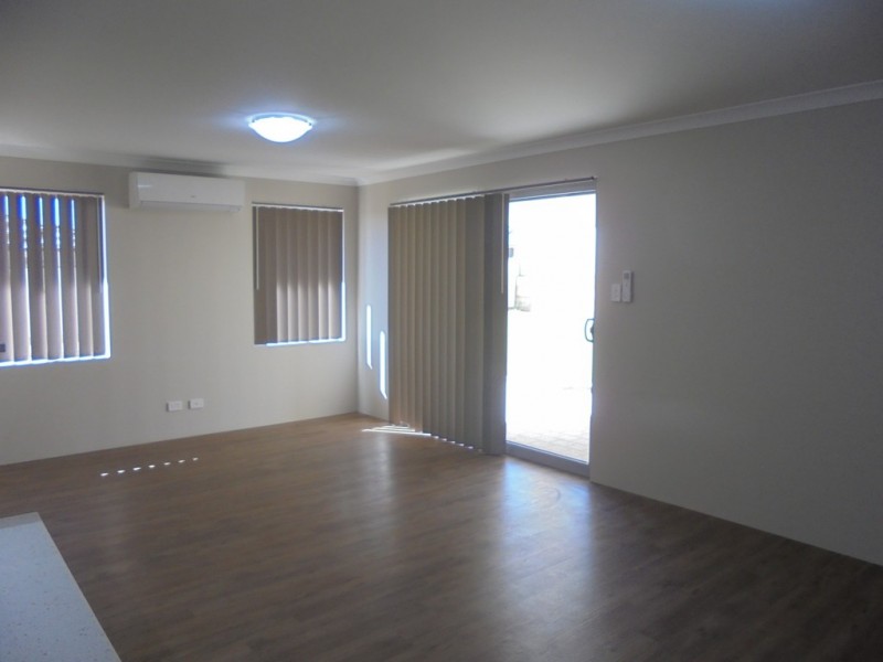 12 Fintown Street, Utakarra WA 6530