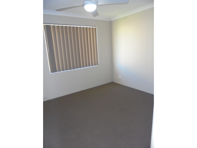 12 Fintown Street, Utakarra WA 6530