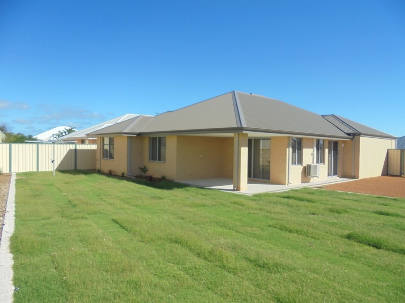12 Fintown Street, Utakarra WA 6530