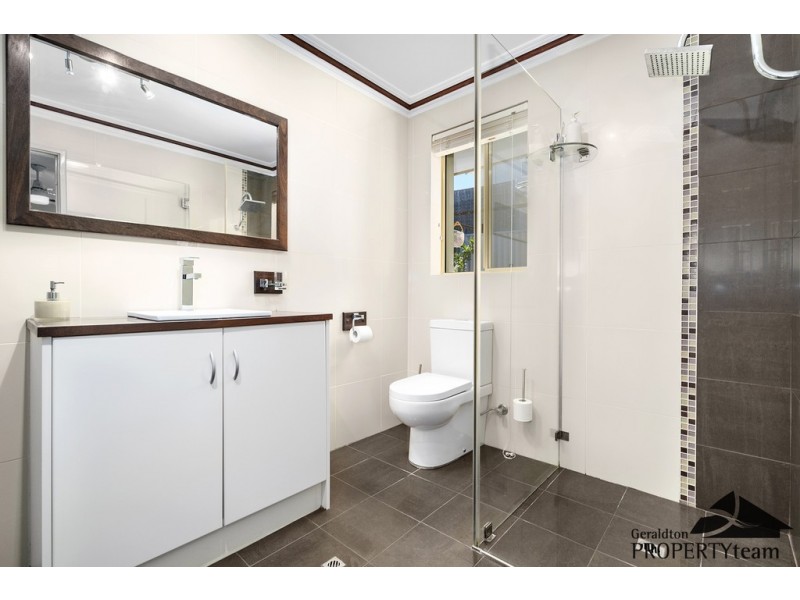 11 Auger Green, Wandina WA 6530