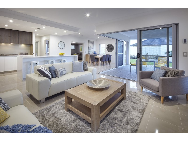 213 Chapman Valley Road, Waggrakine WA 6530