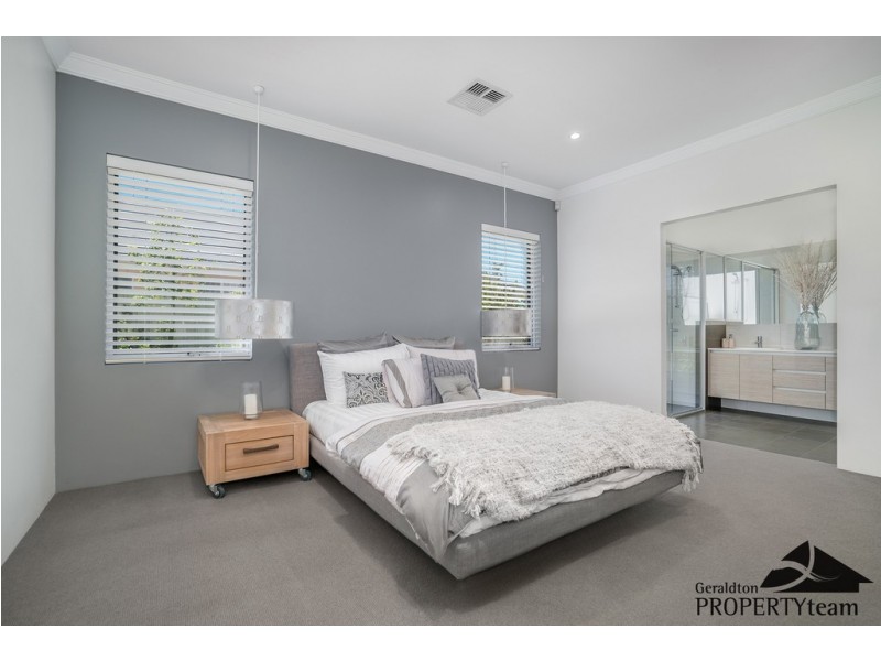 213 Chapman Valley Road, Waggrakine WA 6530