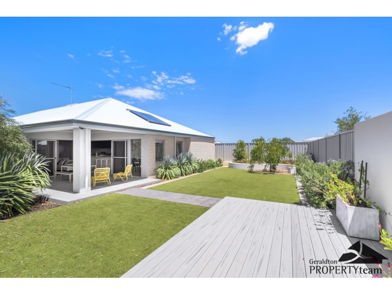 213 Chapman Valley Road, Waggrakine WA 6530