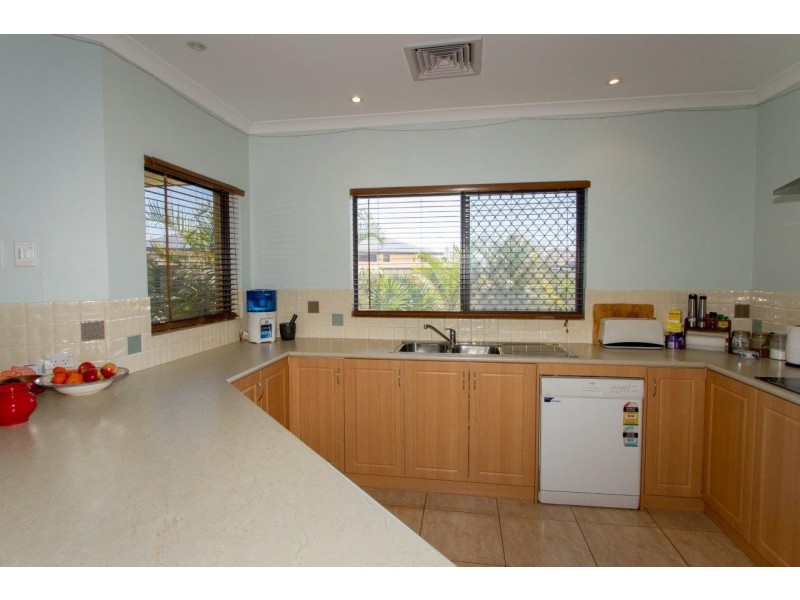 12 Sutherland Drive, Mount Tarcoola WA 6530