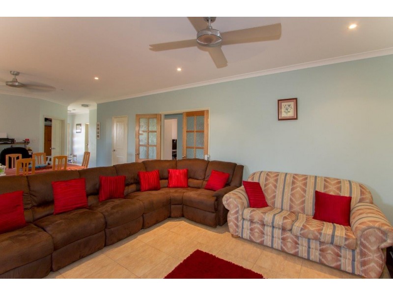 12 Sutherland Drive, Mount Tarcoola WA 6530