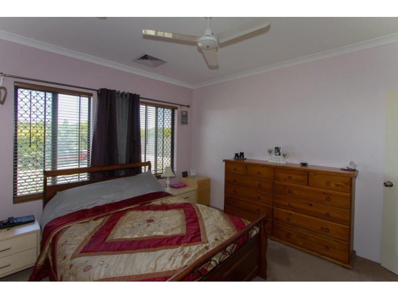 12 Sutherland Drive, Mount Tarcoola WA 6530