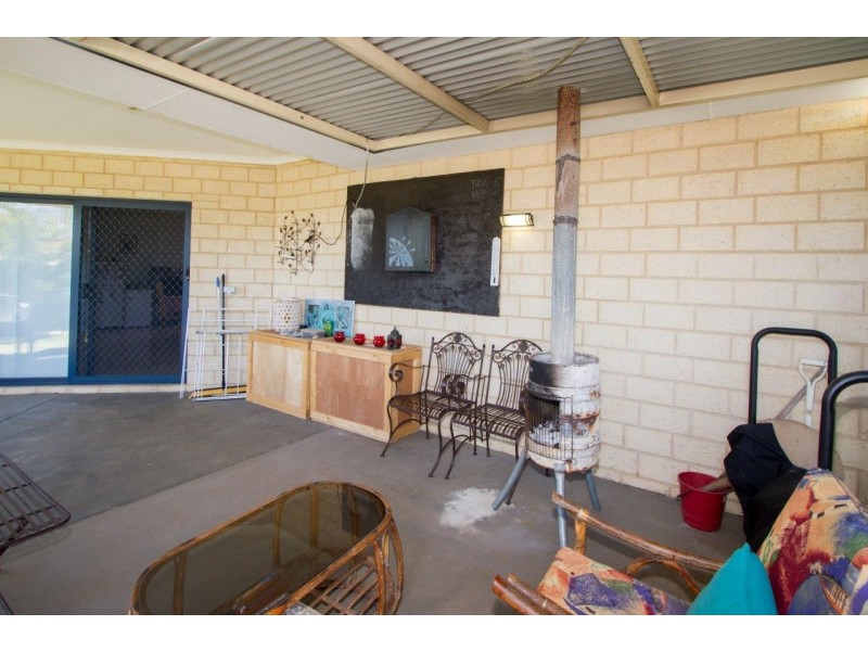 12 Sutherland Drive, Mount Tarcoola WA 6530