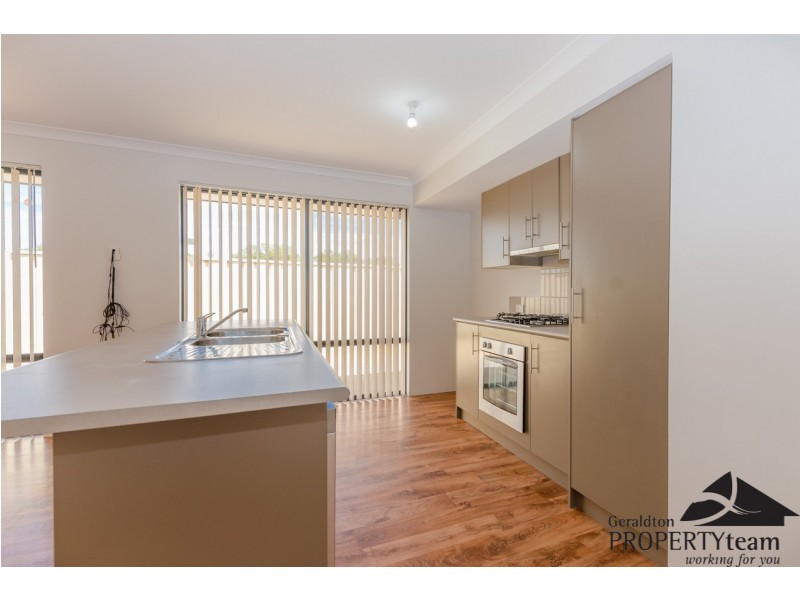 2 Glenfin Street, Utakarra WA 6530