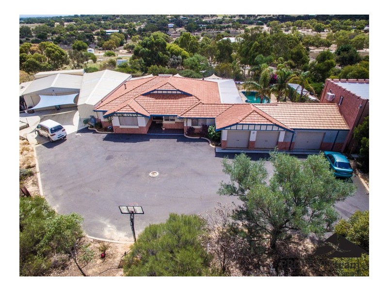 8 Tiltili Rise, Moresby WA 6530