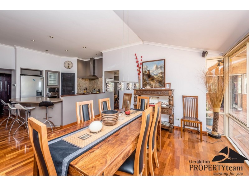 8 Tiltili Rise, Moresby WA 6530