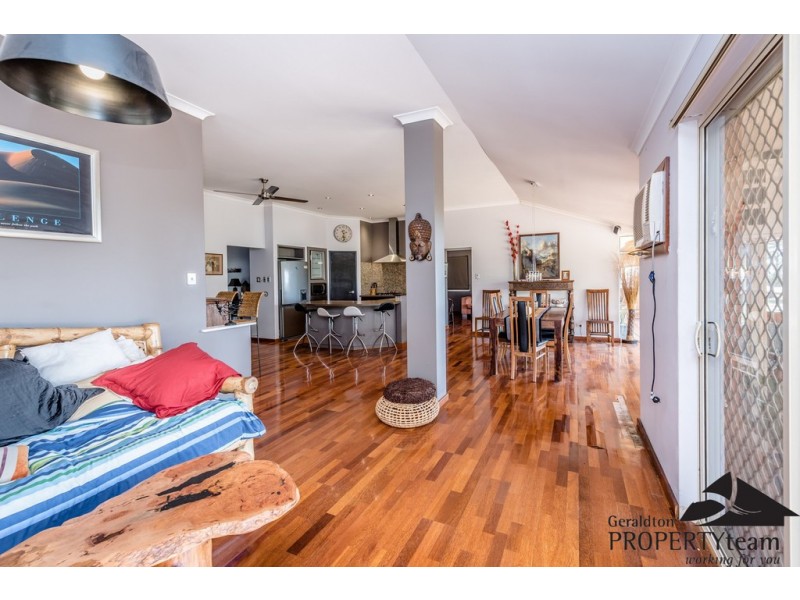 8 Tiltili Rise, Moresby WA 6530