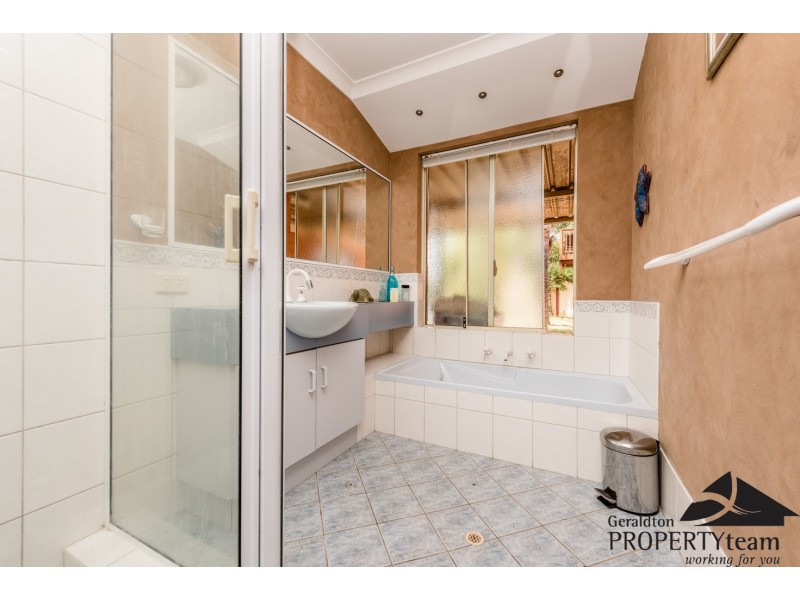 8 Tiltili Rise, Moresby WA 6530