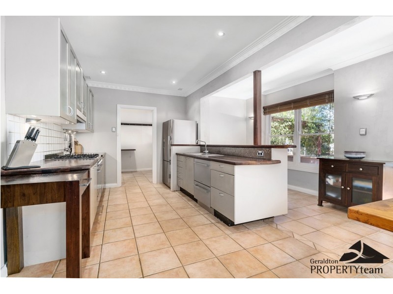 11 Koolama Rd, Sunset Beach WA 6530