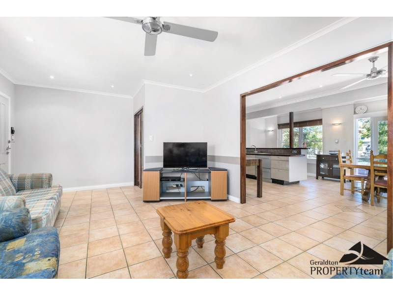 11 Koolama Rd, Sunset Beach WA 6530
