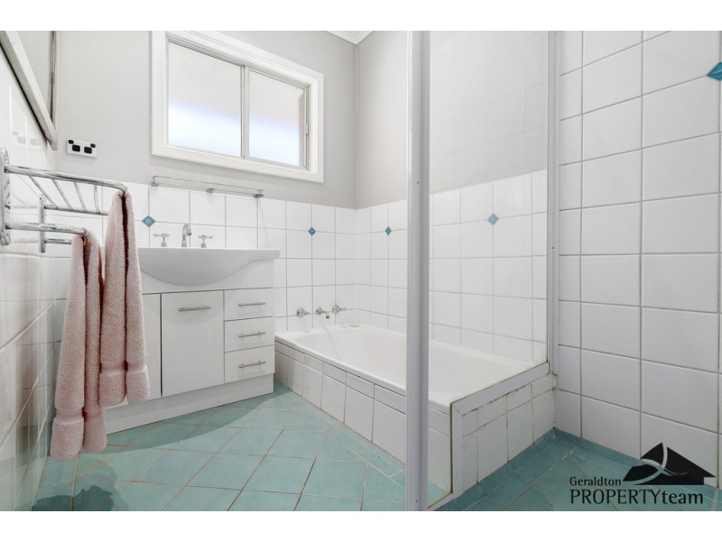 11 Koolama Rd, Sunset Beach WA 6530