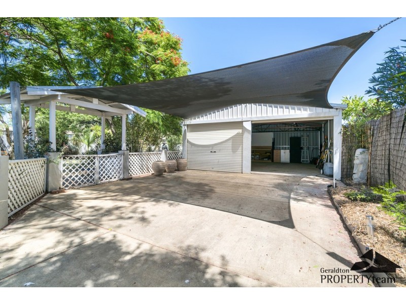 11 Koolama Rd, Sunset Beach WA 6530