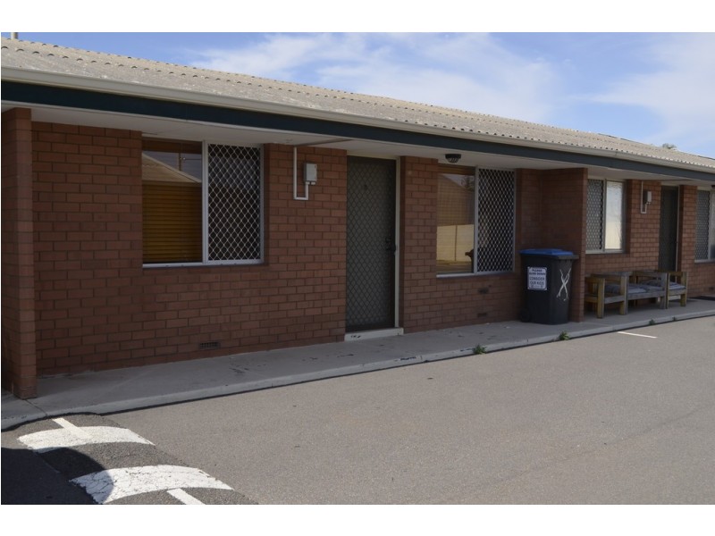 8/13-15 Francis Street, Geraldton WA 6530