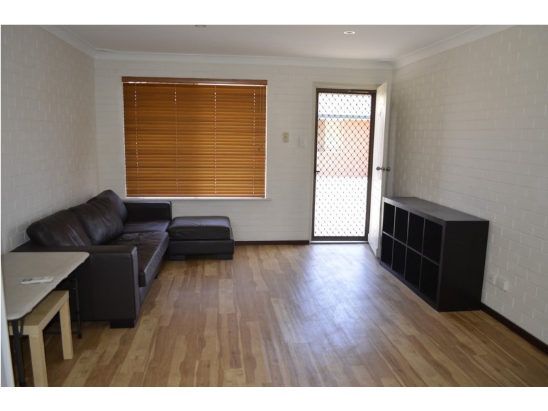 8/13-15 Francis Street, Geraldton WA 6530