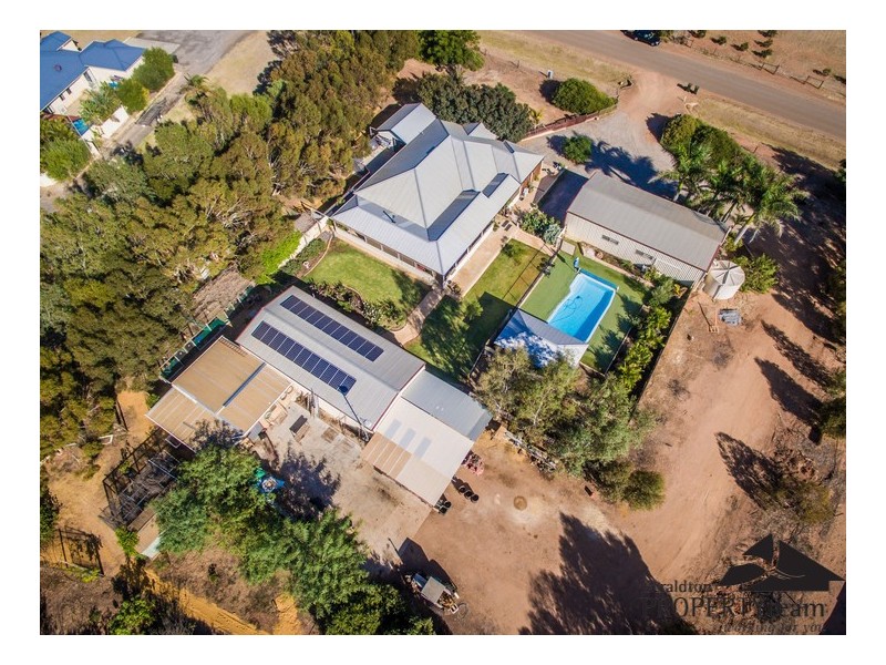 15 Polwarth Parade, Deepdale WA 6532