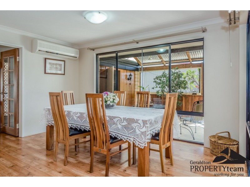 15 Polwarth Parade, Deepdale WA 6532