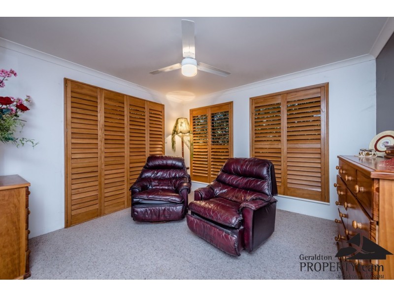 15 Polwarth Parade, Deepdale WA 6532