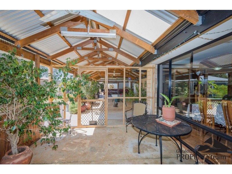 15 Polwarth Parade, Deepdale WA 6532