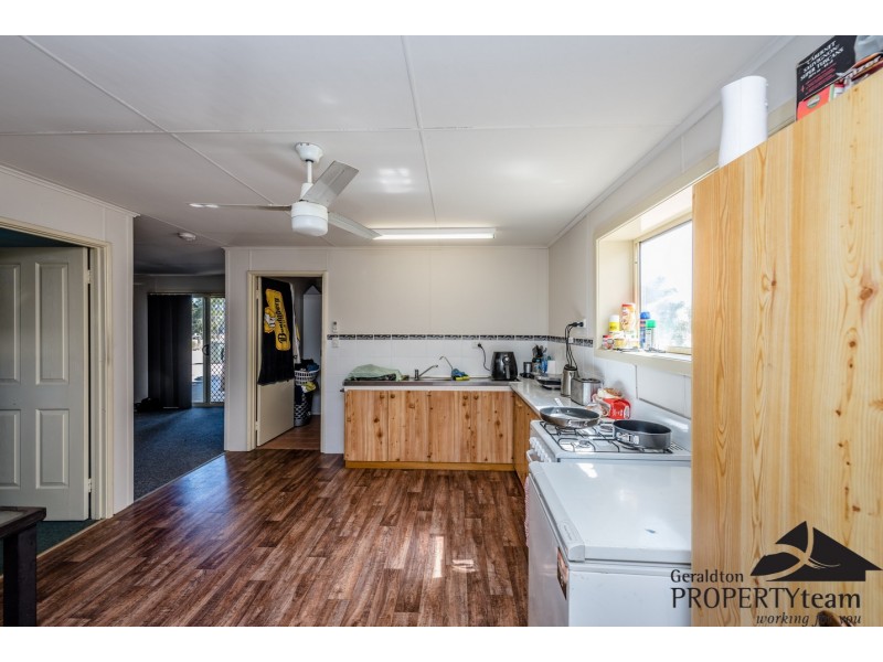 15 Polwarth Parade, Deepdale WA 6532