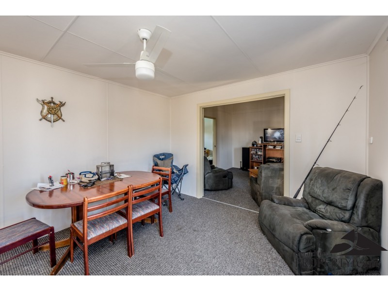 15 Polwarth Parade, Deepdale WA 6532