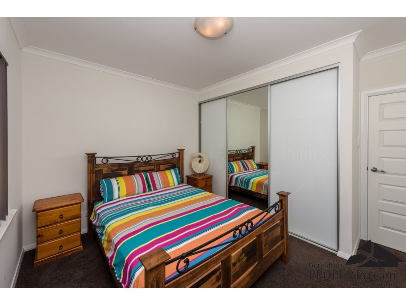 5 Smugglers Pass, Drummond Cove WA 6532