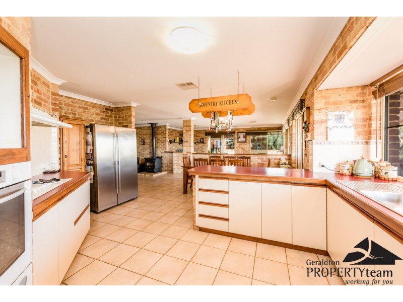 71 Sunnybanks Drive, Strathalbyn WA 6530