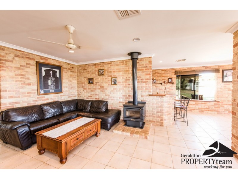 71 Sunnybanks Drive, Strathalbyn WA 6530