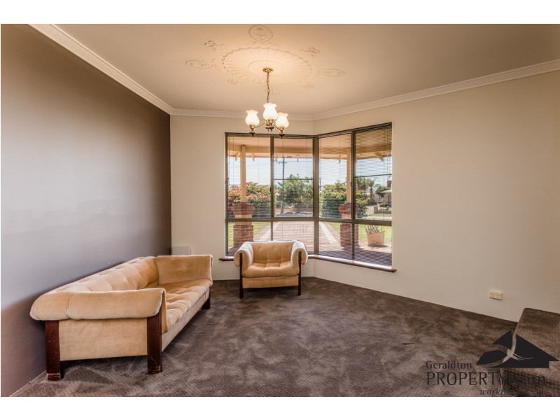 71 Sunnybanks Drive, Strathalbyn WA 6530