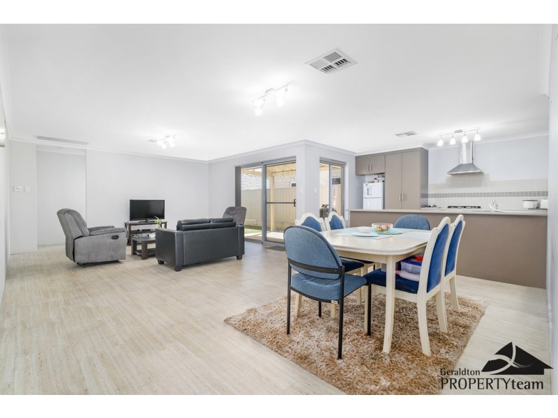 323 Chapman Road, Bluff Point WA 6530