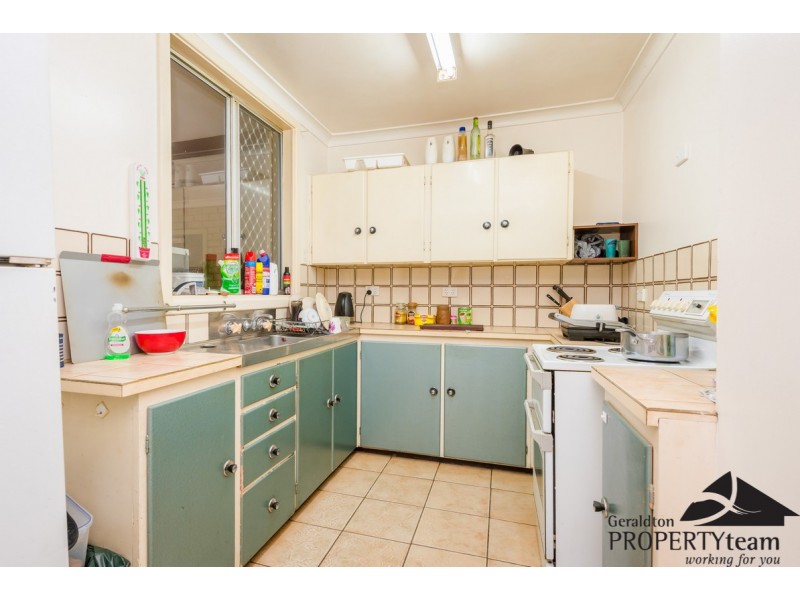 42 Charles Street, Bluff Point WA 6530