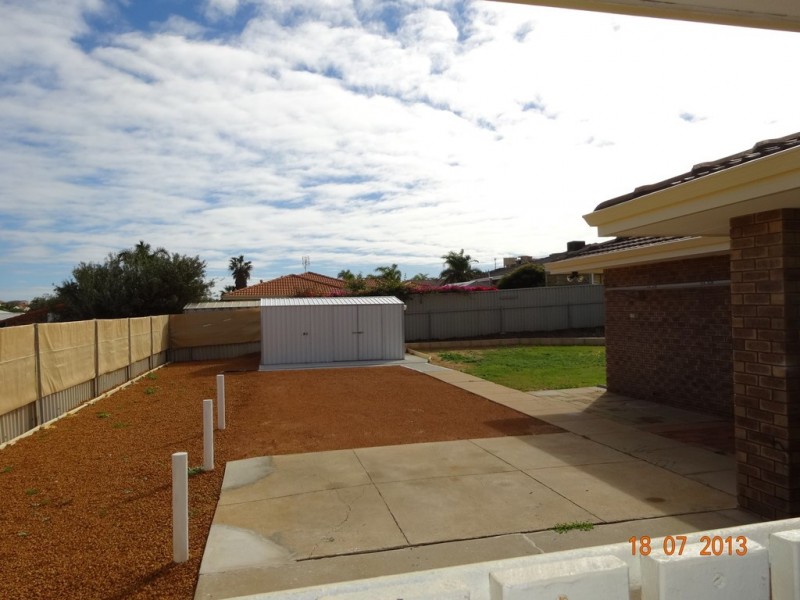 13 Sander Street, Tarcoola Beach WA 6530