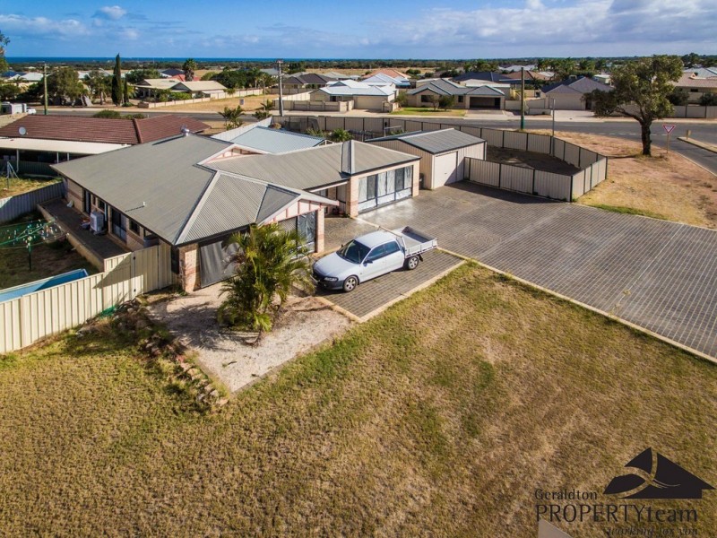 236 Chapman Valley Road, Waggrakine WA 6530