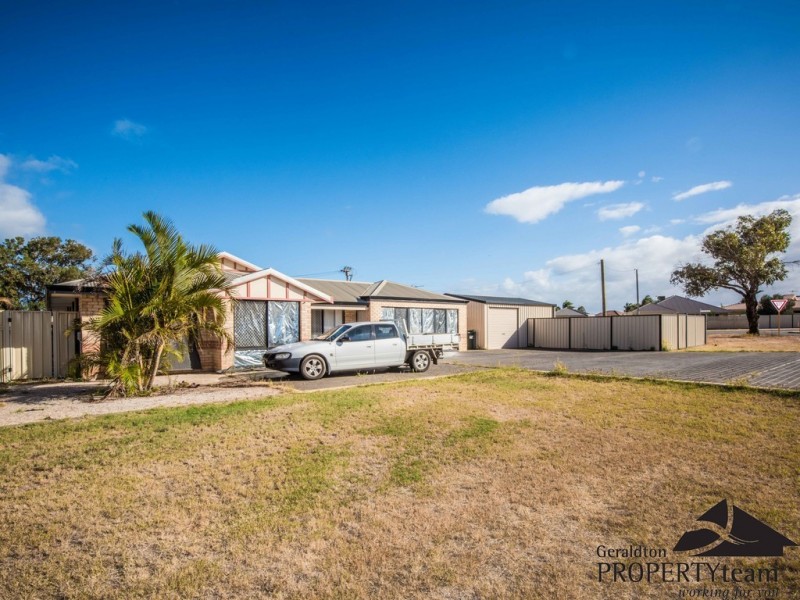 236 Chapman Valley Road, Waggrakine WA 6530