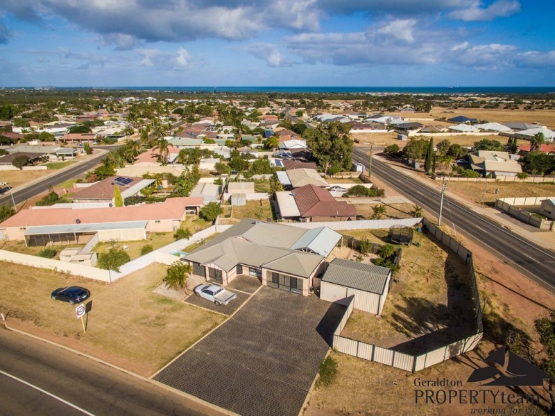 236 Chapman Valley Road, Waggrakine WA 6530