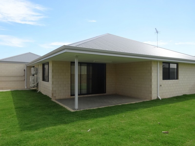 15 Beachcomber Hill, Glenfield WA 6532