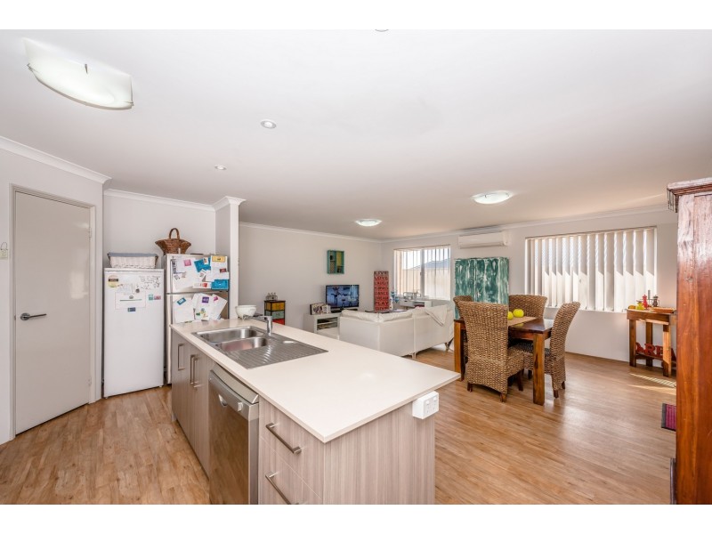 8 Thistle Wynd, Wandina WA 6530