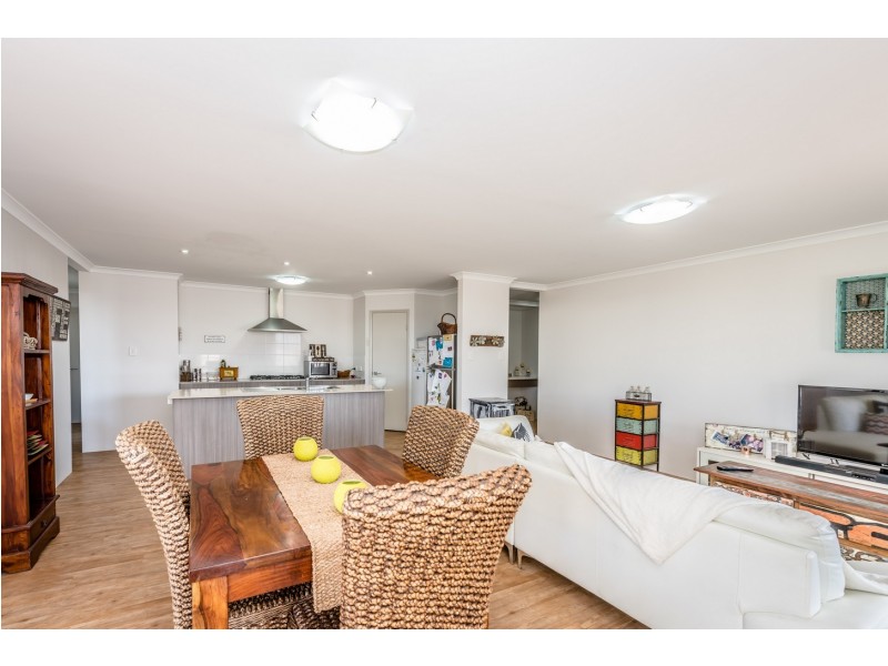 8 Thistle Wynd, Wandina WA 6530