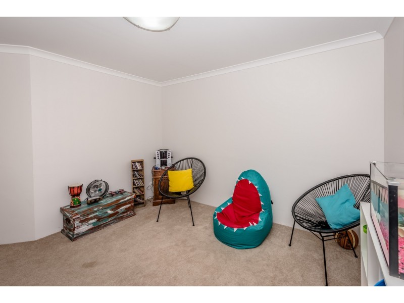 8 Thistle Wynd, Wandina WA 6530