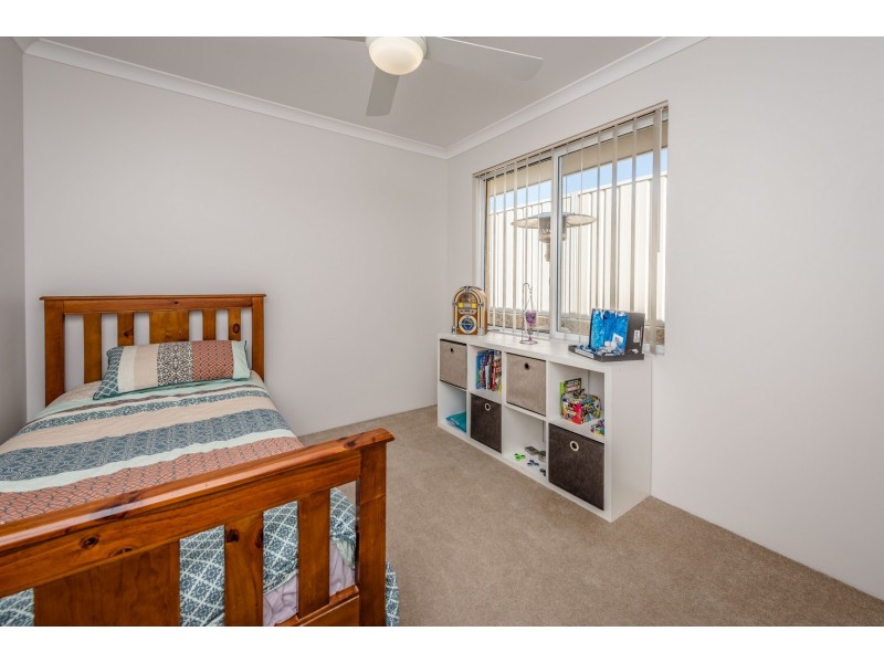 8 Thistle Wynd, Wandina WA 6530