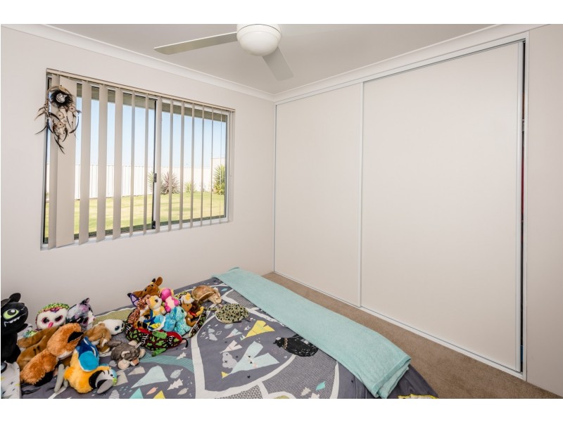 8 Thistle Wynd, Wandina WA 6530