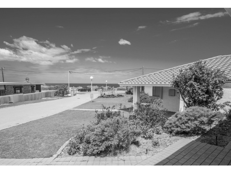 4 323 – 325 Willcock Drive, Tarcoola Beach WA 6530