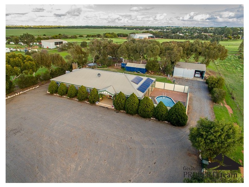 28 Dressage Circle, Deepdale WA 6532