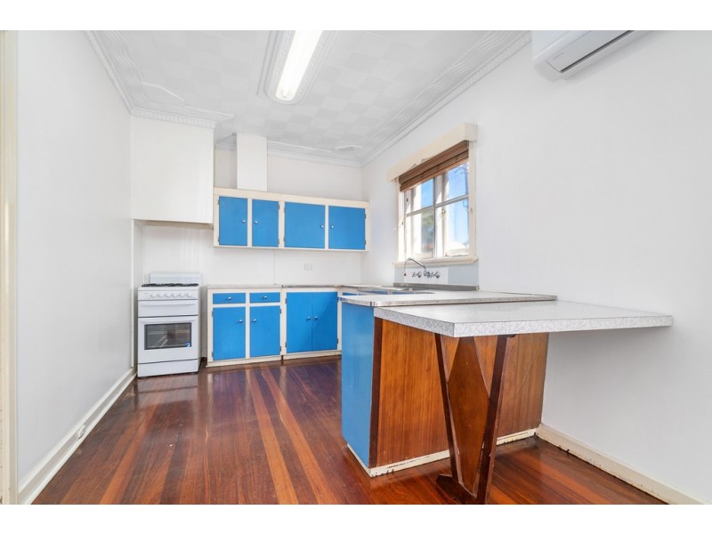 121 Cathedral Avenue, Geraldton WA 6530