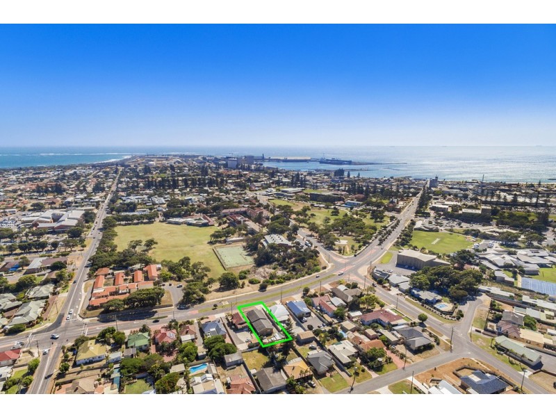 121 Cathedral Avenue, Geraldton WA 6530
