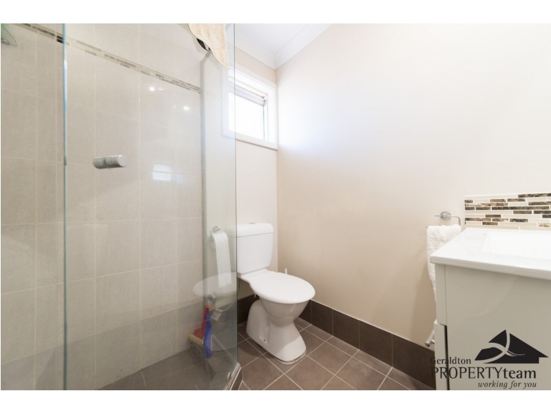 95 Railway Street, Bluff Point WA 6530