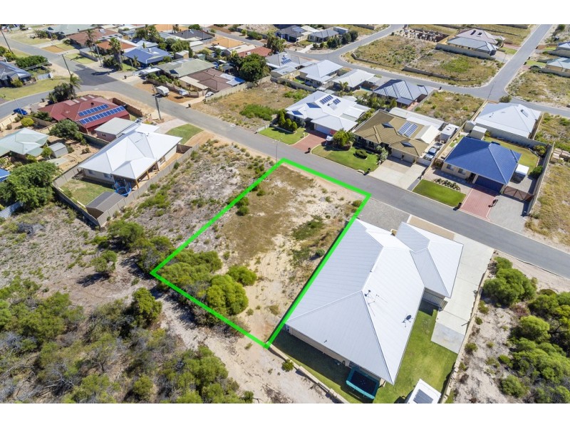 22 Thames Drive, Cape Burney WA 6532